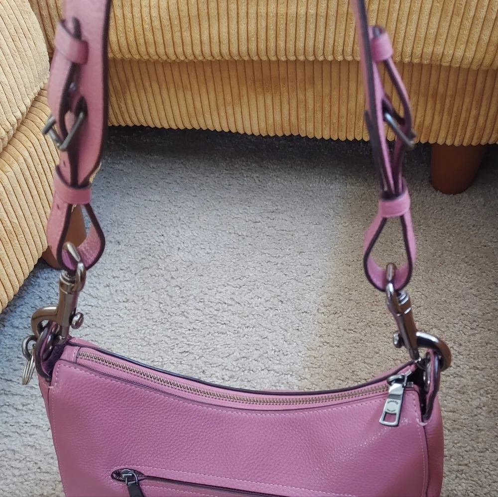 Coach Jess Hobo Rose Pink Pebbled Leather Shoulder Bag W/Gun Metal Hardware - Picture 10 of 16